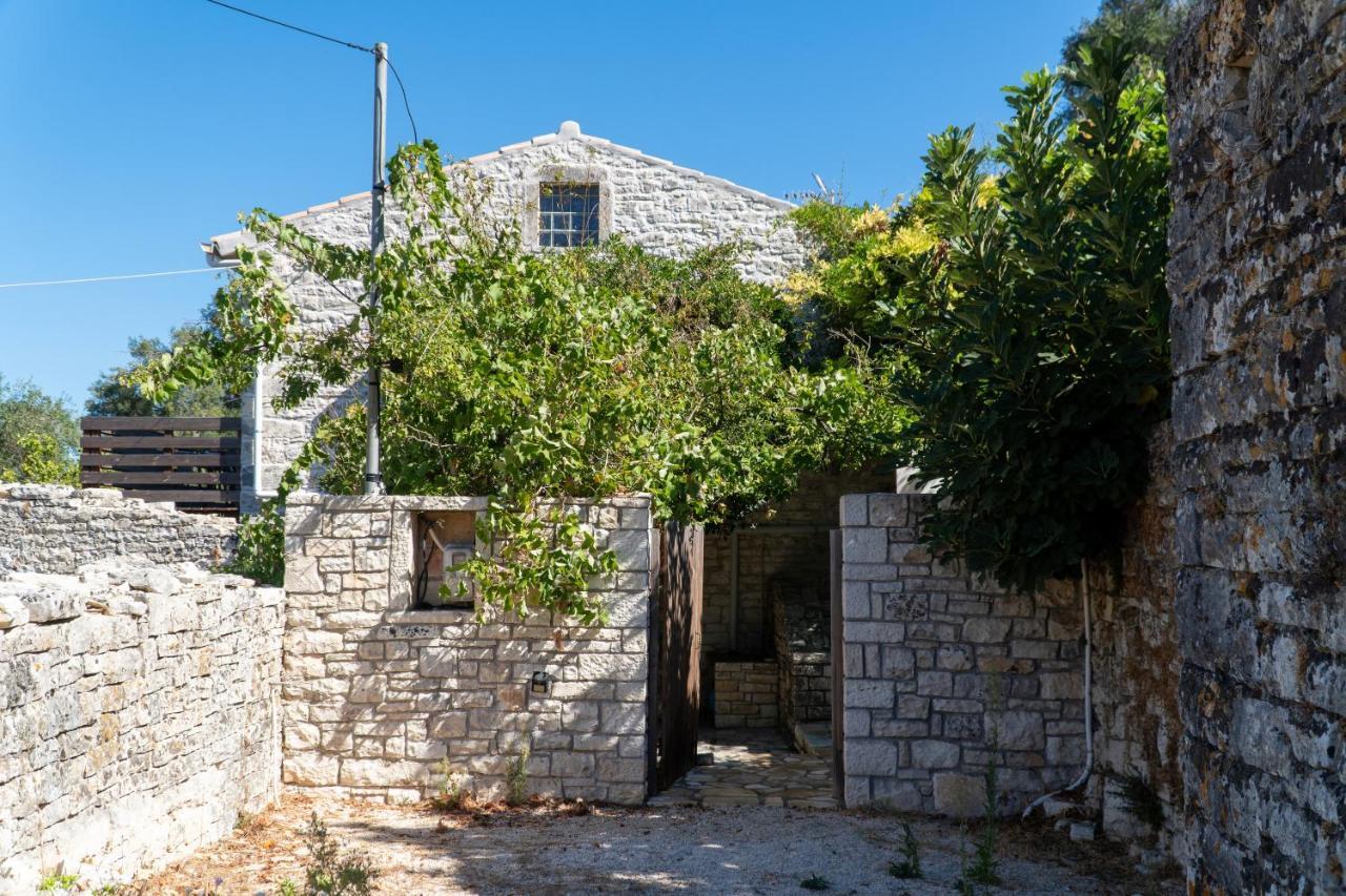 Villa Adamantia Paxos Gaios Exteriör bild